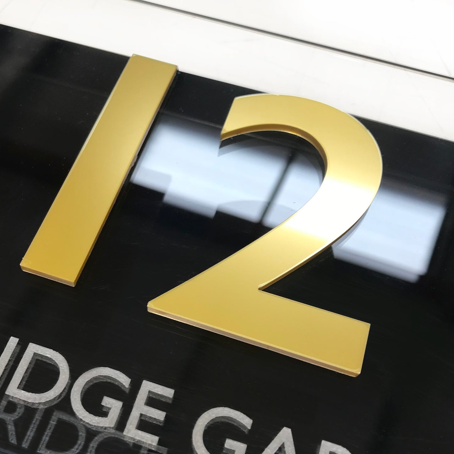 Claro Dual Door Sign with Raised Number & Etched Street Name 15 x 21cm